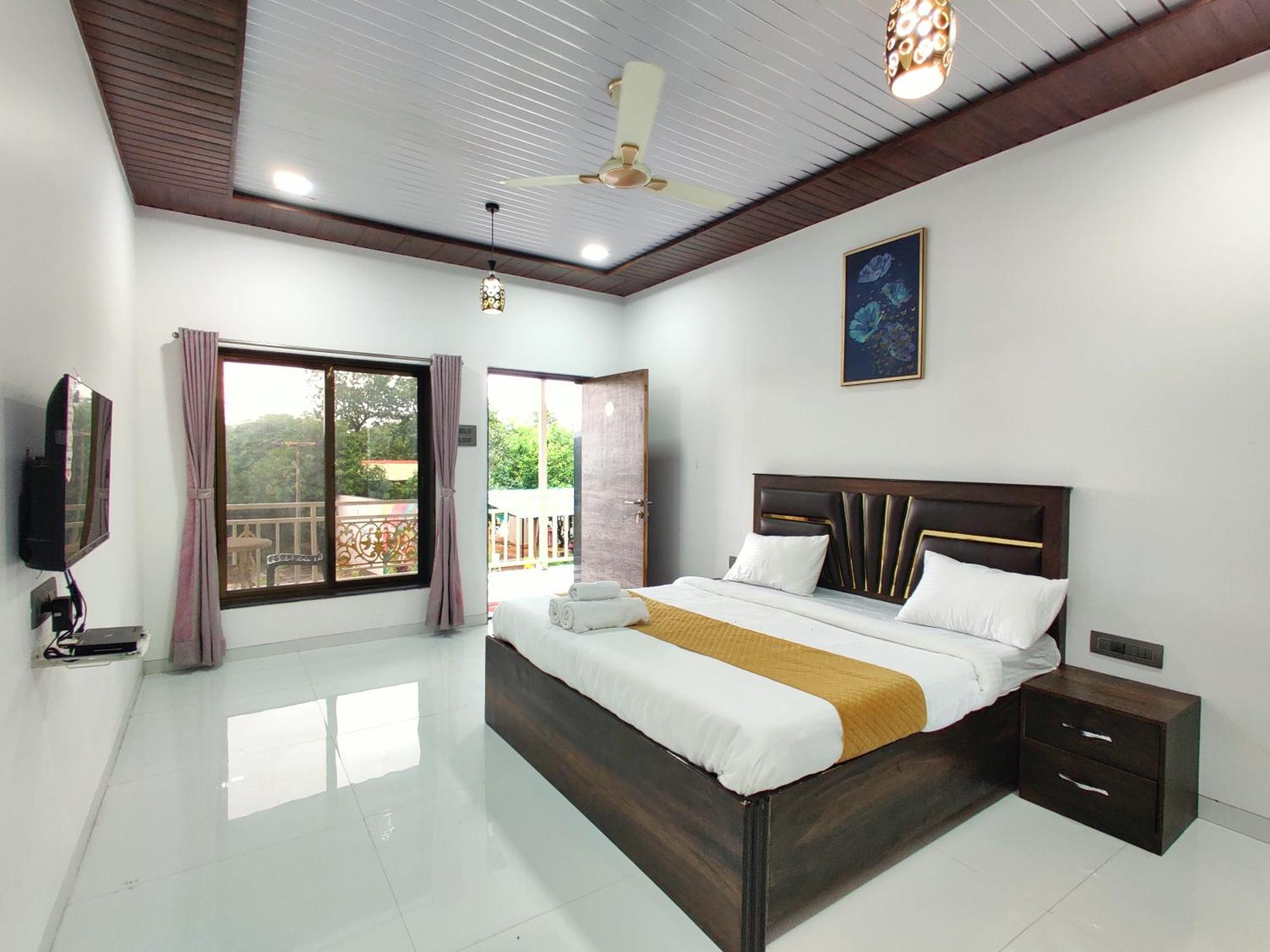 The Village Resorts Karjat Luaran gambar