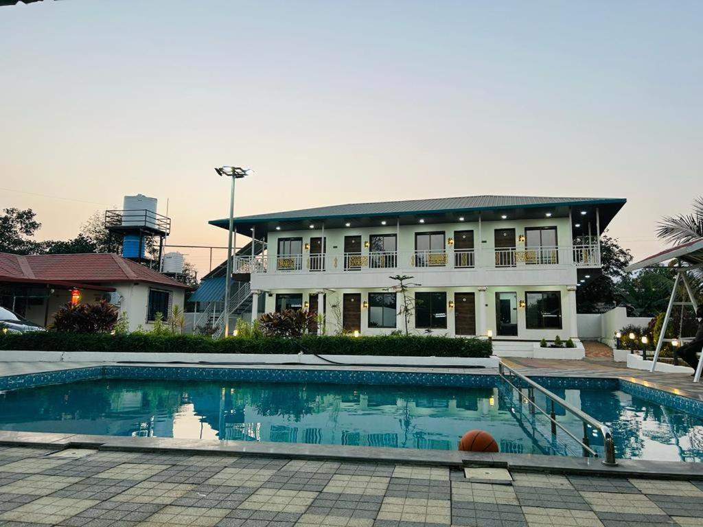 The Village Resorts Karjat Luaran gambar
