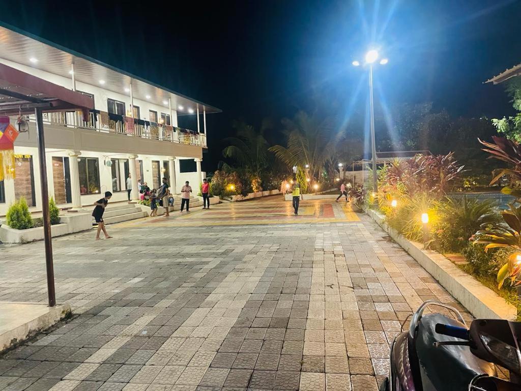 The Village Resorts Karjat Luaran gambar